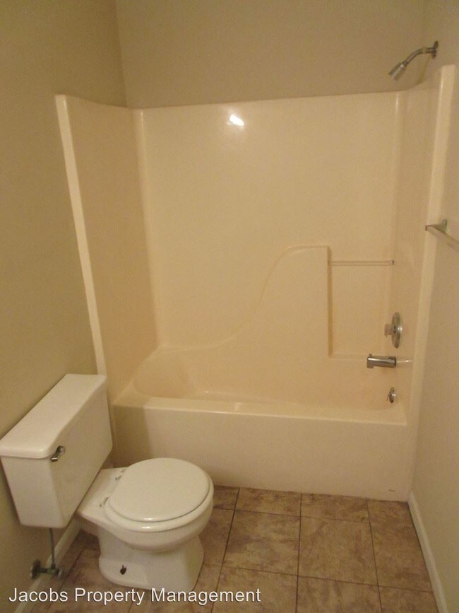 Foto del edificio - 2425 Calder Ct