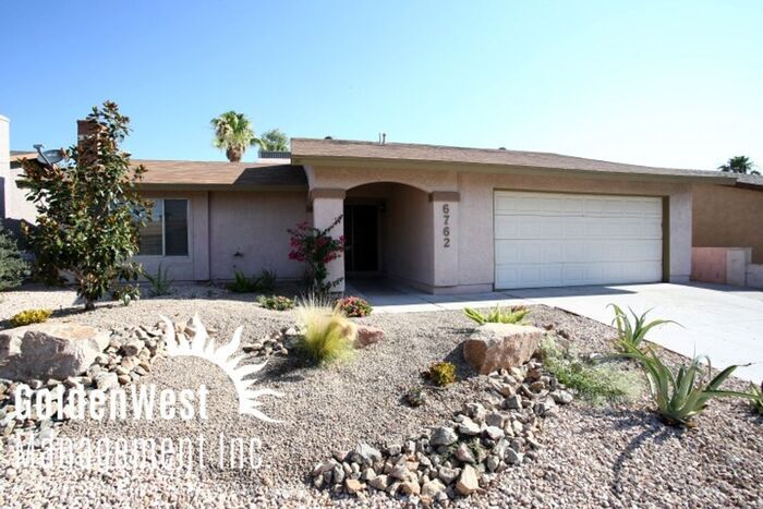 Primary Photo - Cozy 4Bdm 2Ba home at Carrera Dr.