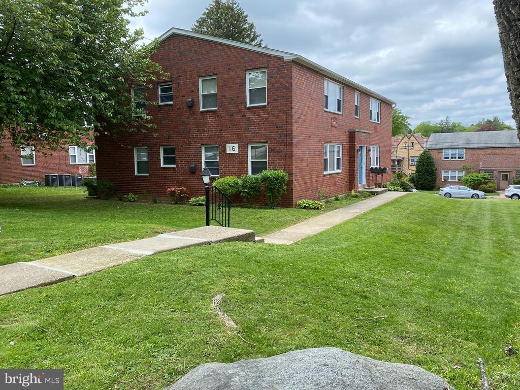 Primary Photo - 16 Midland Rd