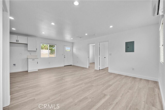 Building Photo - 9156 Catawba Ave