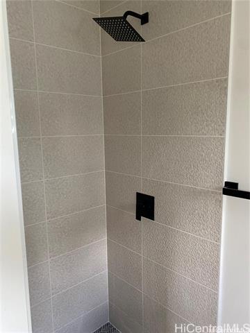 Building Photo - 304 Wyllie St