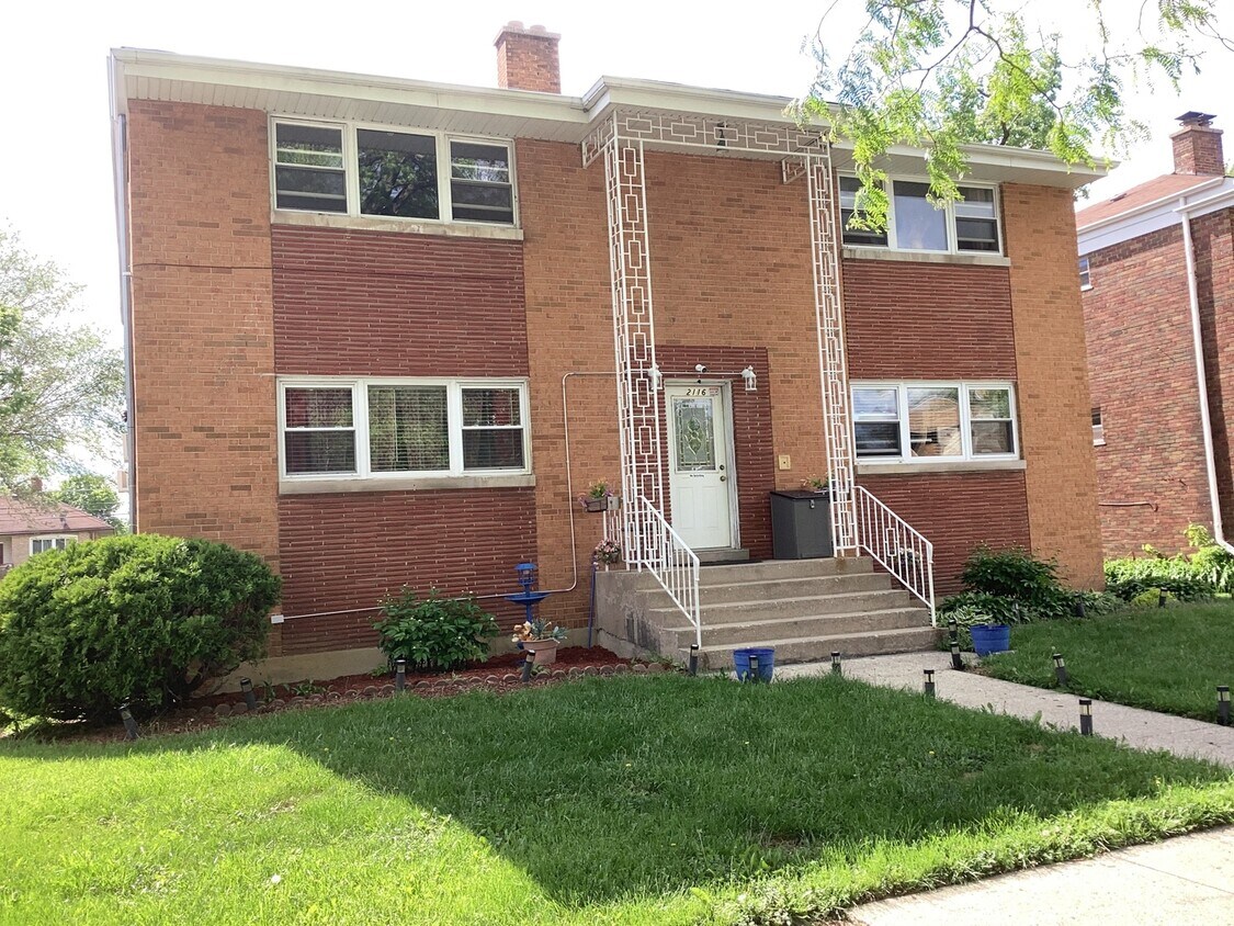 Primary Photo - 2116 S 5th Ave