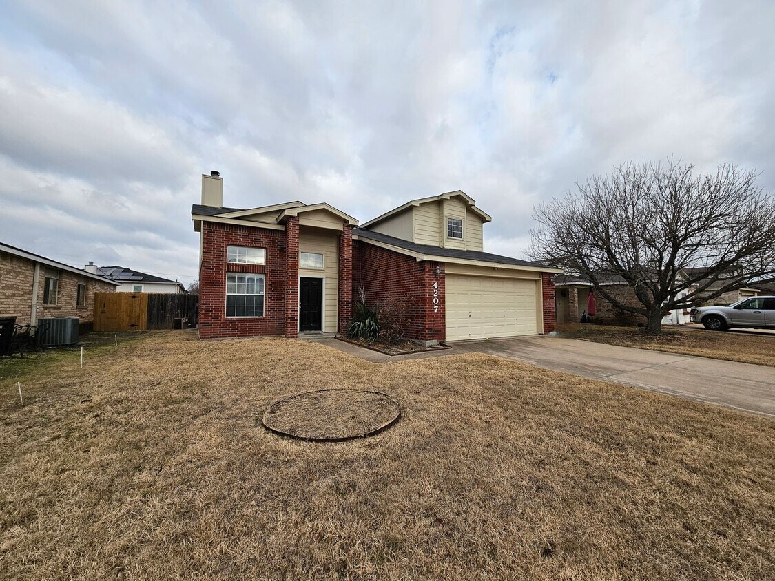 Foto del edificio - NEW IN MANAGEMENT - COMING SOON!