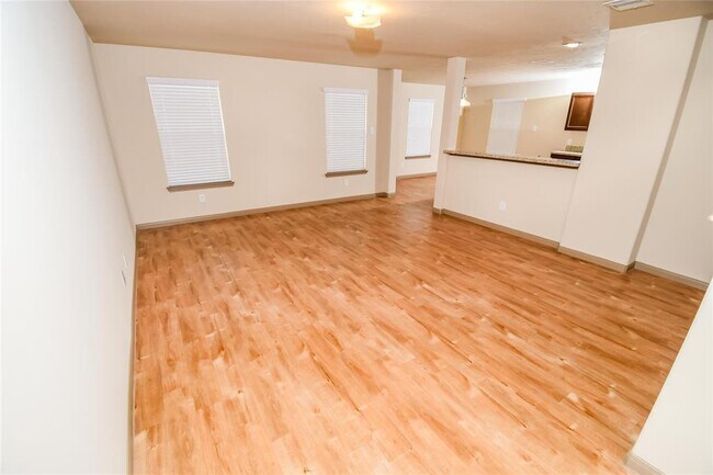 Building Photo - 5730 Long Arbor Ln