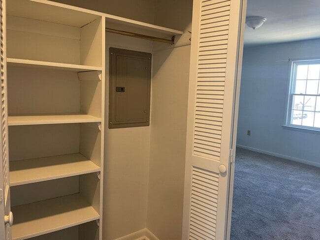 Foto del edificio - 6491 Carefree Ln