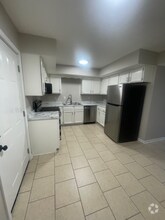 Building Photo - 105 Grogan Cir