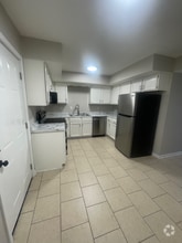 Building Photo - 105 Grogan Cir