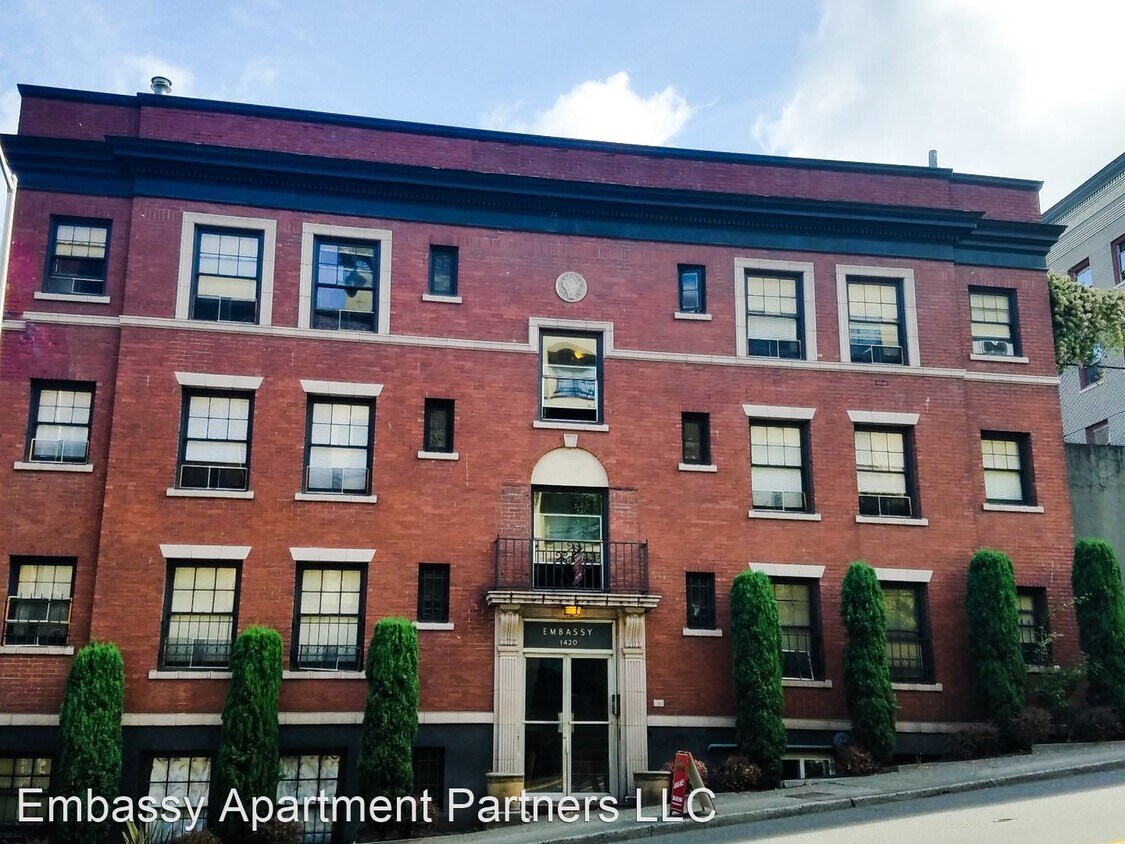 Primary Photo - 1420 Boren Ave