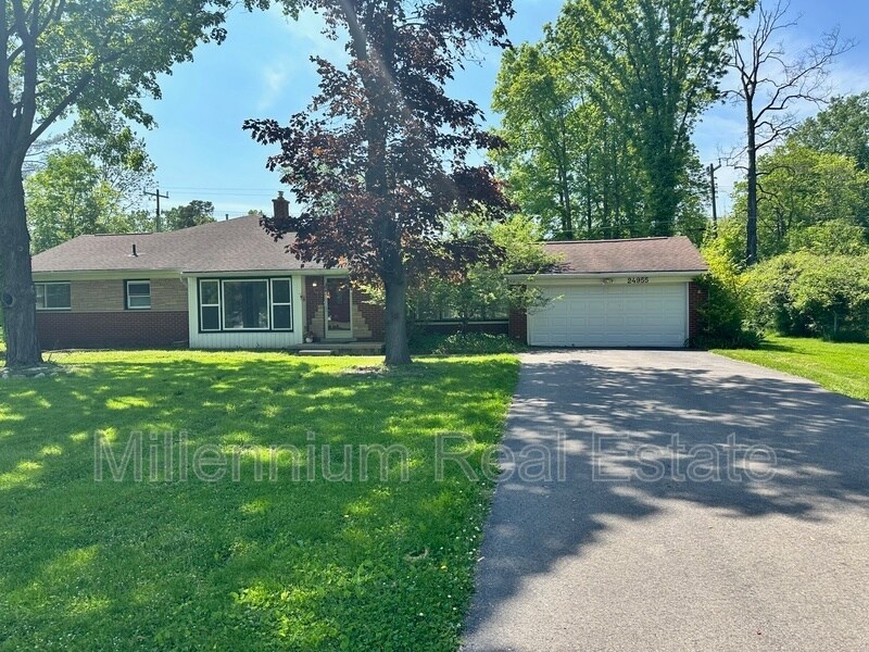 Primary Photo - 24955 Westmoreland Dr