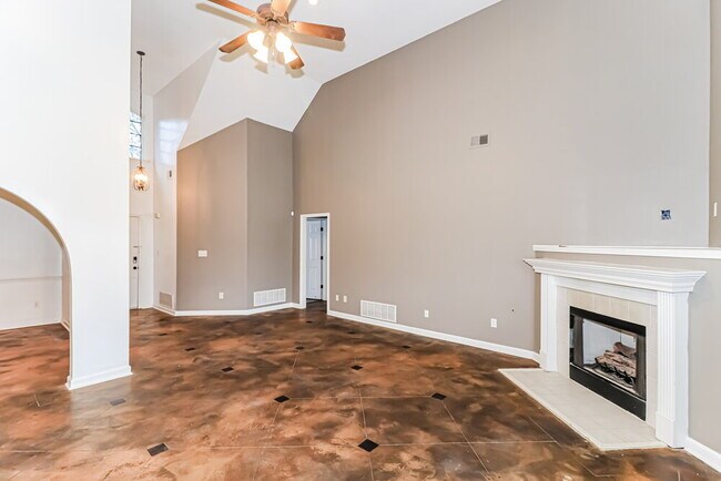 Building Photo - 5432 Milton Ridge Dr
