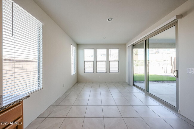 Building Photo - 7004 W Hedge Hog Pl