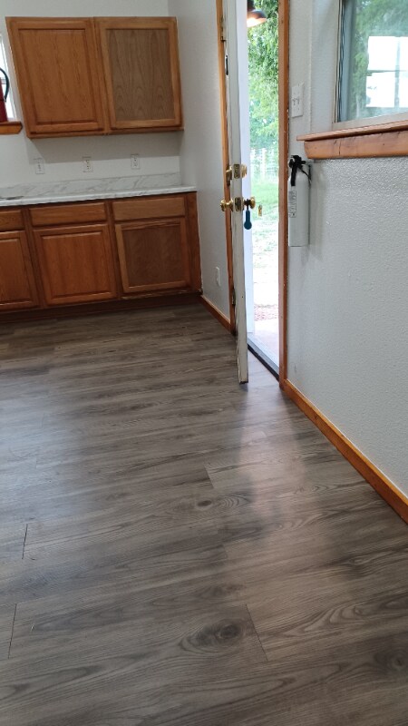 Foto del edificio - 403 Free Timber Ln