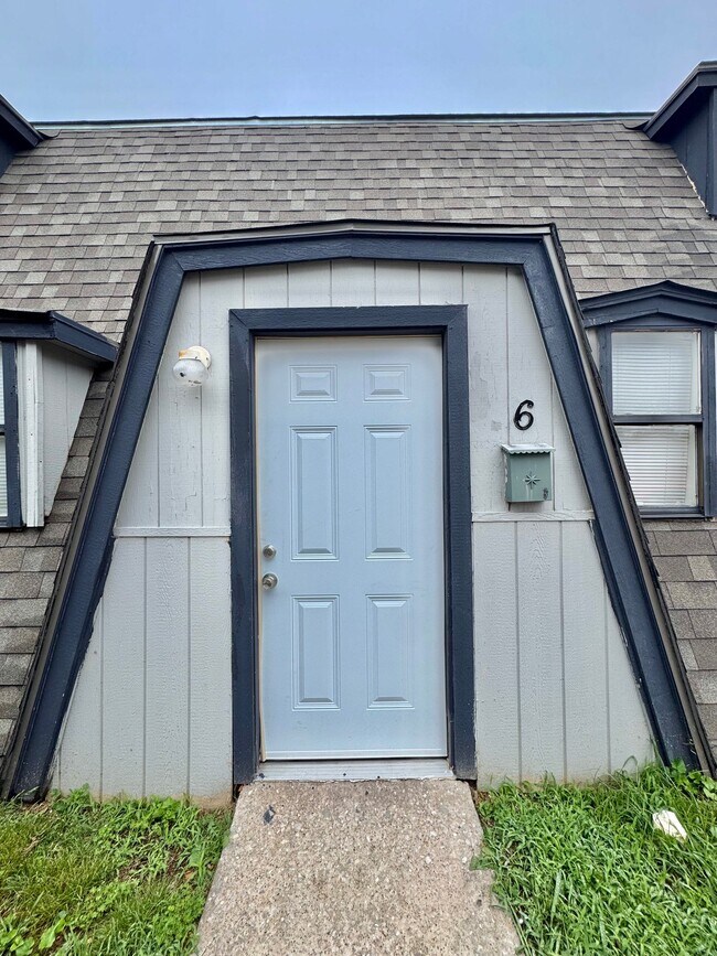 Foto del edificio - 2401 SW 43rd St