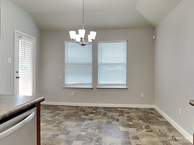 Building Photo - 210 Teron Dr
