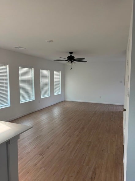 Building Photo - 3115 Savannah Rose Dr
