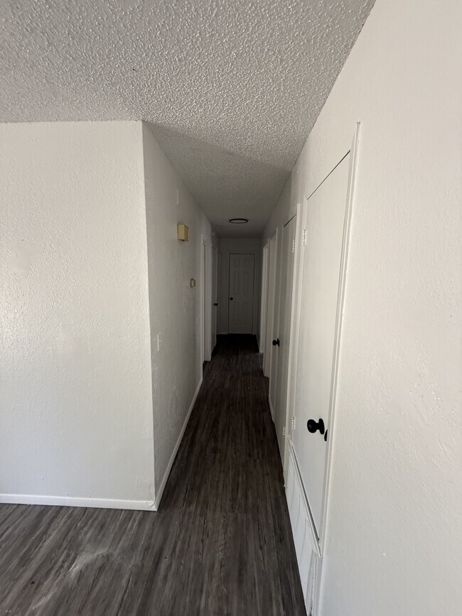 Foto del edificio - 1224 Lauren Ln