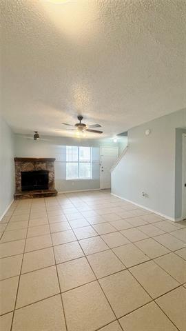 Building Photo - 2817 Wimbledon Ct