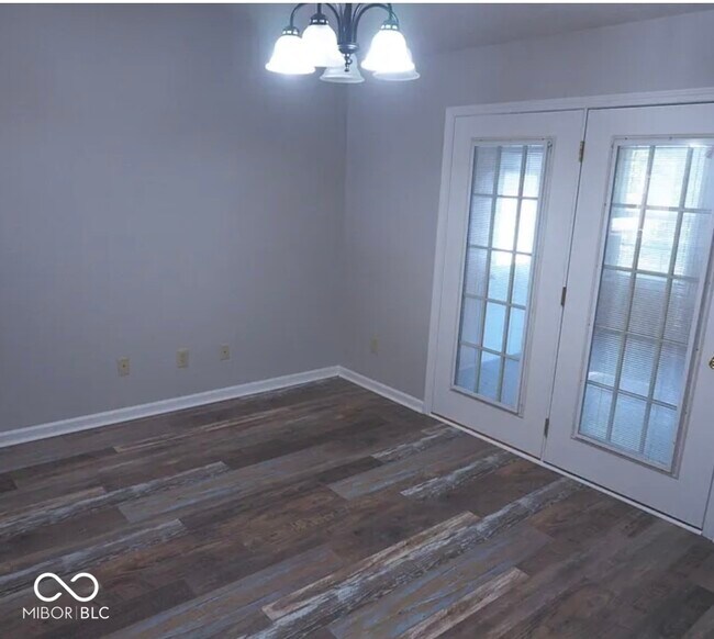 Building Photo - 1430 Sanner Dr