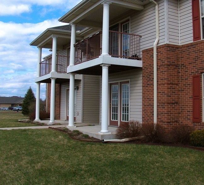 Building Photo - 1106 Heather Dr