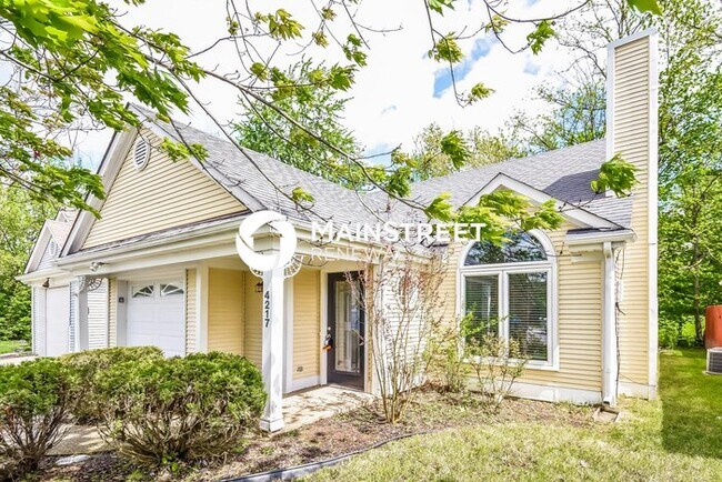 Foto del edificio - 2 Bedroom Pet-Friendly Home in Louisville, KY with Main Street Renewal