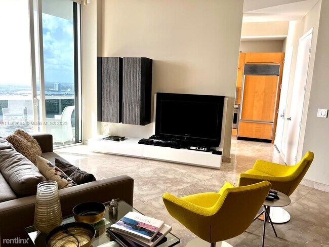Foto del edificio - 2 br, 2 bath Condo - 16001 Collins Ave Apt...