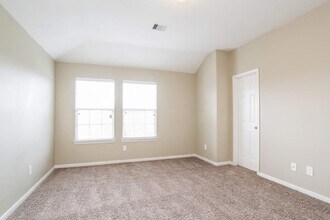 Building Photo - 1010 Doubletree Glen Dr