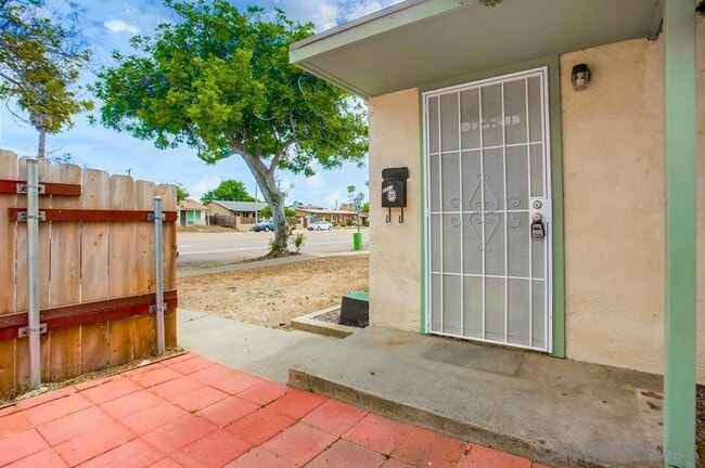 Foto del edificio - 3311 Clairemont Mesa Blvd