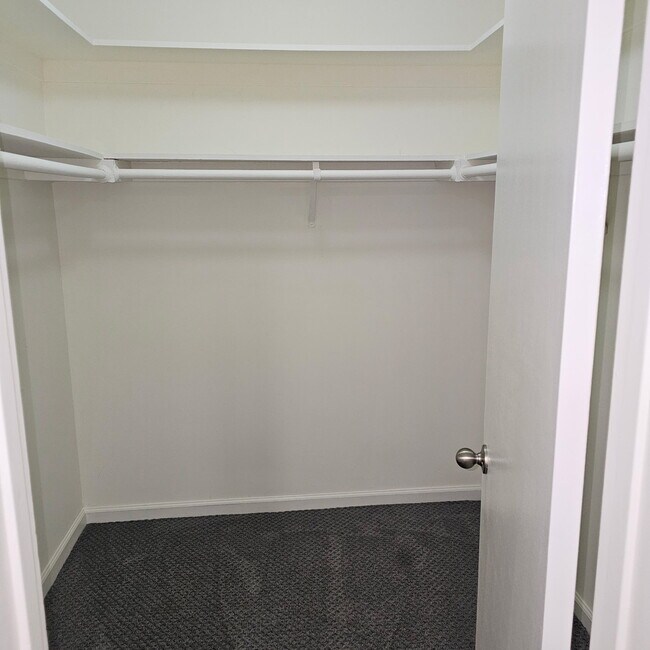 307baño - Villa Palms Apartments