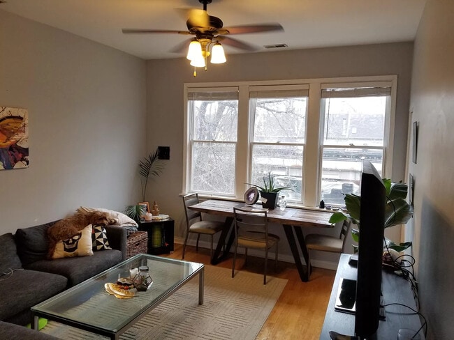 Foto del edificio - 1456 N Orleans St