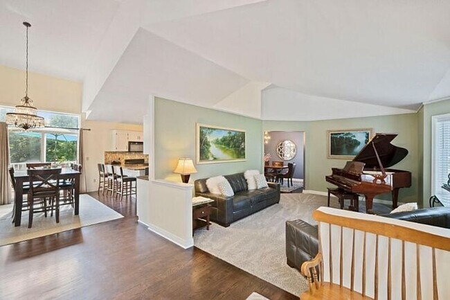 Foto del edificio - 1599 Coventry Ln