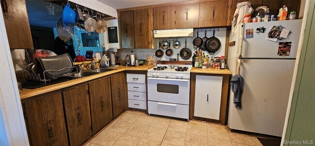 Foto del edificio - 122 2nd Ave