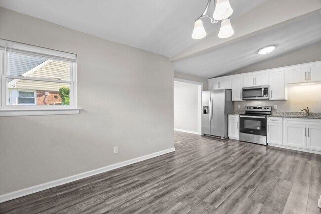 Foto del edificio - Now Available for Rent in Norfolk!