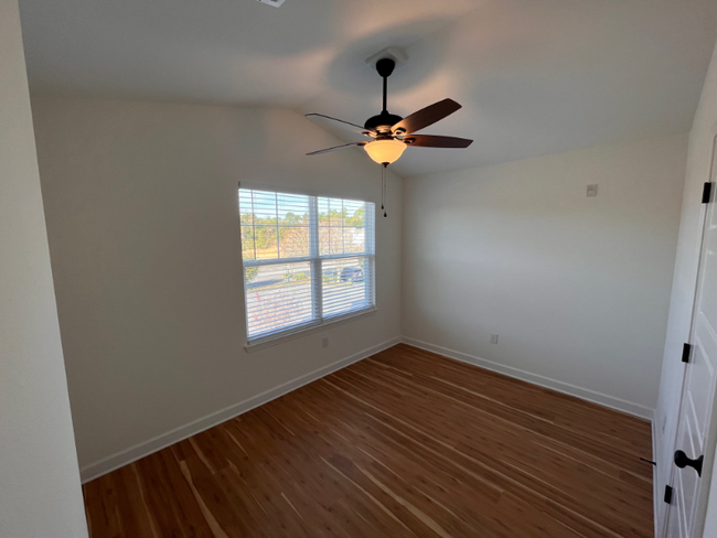 Building Photo - 4616 Crossing Ct