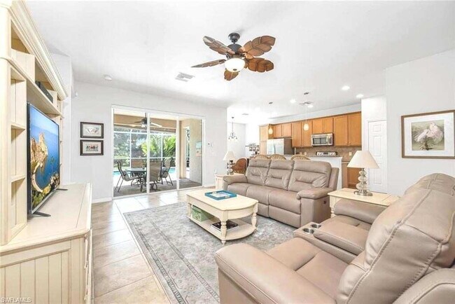 Foto del edificio - Elegant Furnished 3-Bedroom + Den Pool Home in VillageWalk of Bonita Springs – Available for Seas...