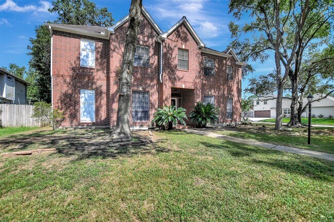 Foto del edificio - 13714 Quail Forest Dr