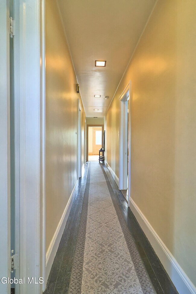 Foto del edificio - 26 Manning Blvd