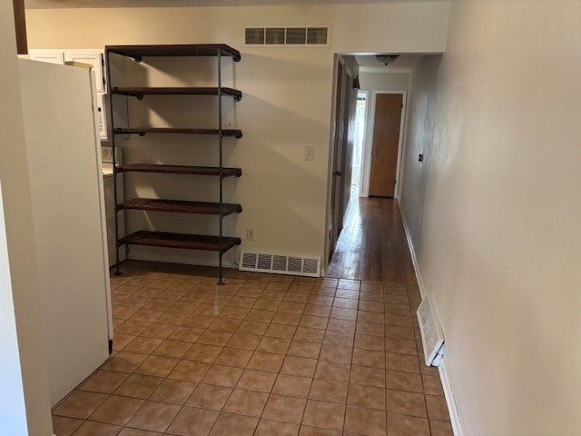 Building Photo - 3600 Urbandale Ave