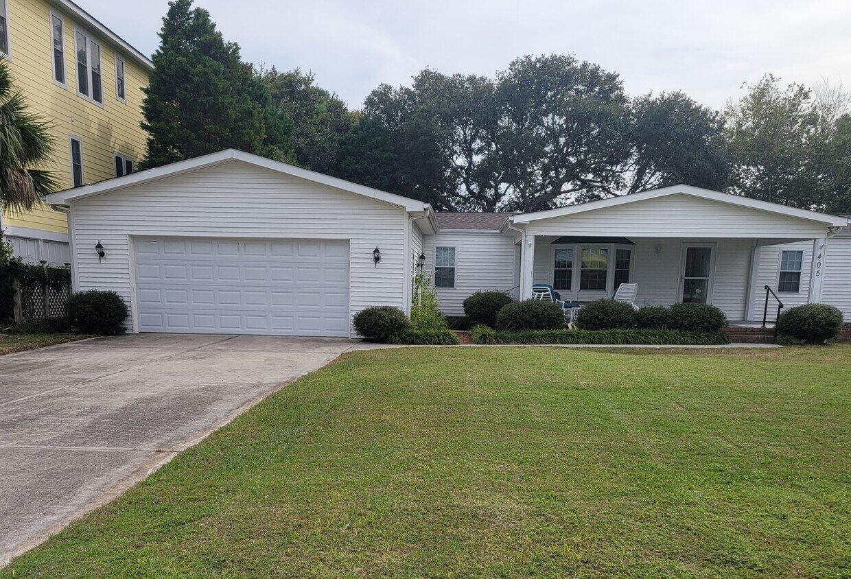 5 Bedroom Beach House - 5 Bedroom Beach House