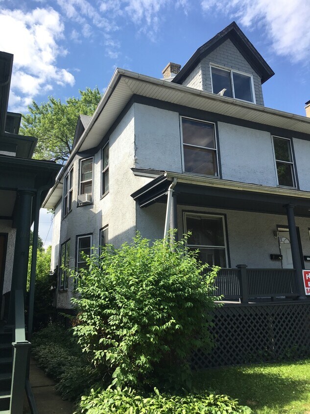 Primary Photo - 1116 Foster St