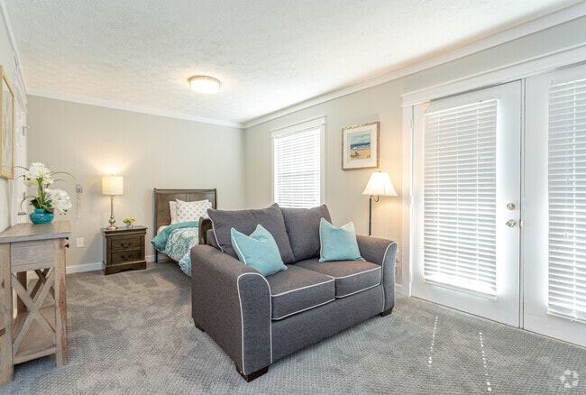 Efficiency - 467 ft² - CaraVita Village 55+ Senior Apartments