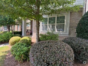 Building Photo - 2674 Telfair Dr