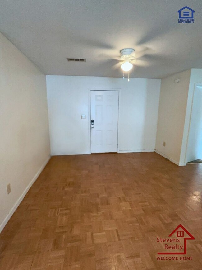 Foto del edificio - 876 Bybee Branch Rd