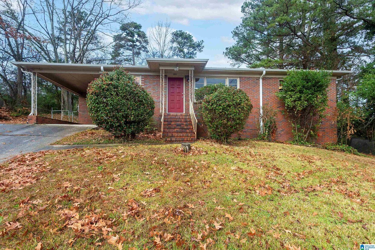 300 24th Ave NW, Center Point, AL 35215 House Rental in Center Point