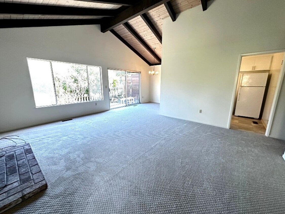 6567 Clark St Unit 65, San Rafael, CA 94901 Room for Rent in San