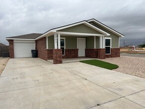 Building Photo - 3502 Tiffin Ave