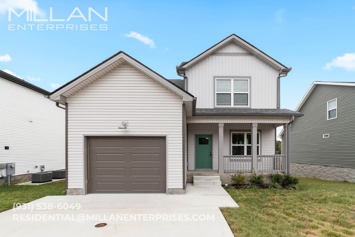 Primary Photo - Spacious And Updated Home Featuring Open F...