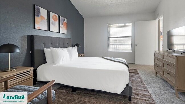 Foto del edificio - 1071 Clayton Ln