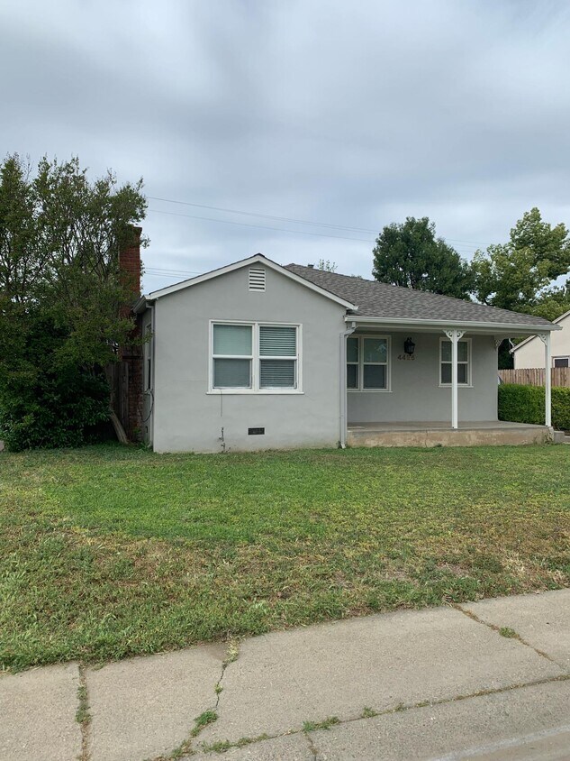 4425 38th Ave, Sacramento, CA 95824 House for Rent in Sacramento, CA