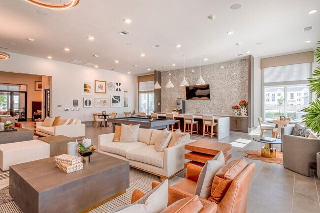 Foto del edificio - 13939 Hillcroft Ave