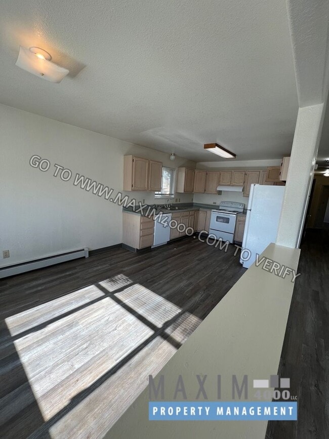 Photo - 2441 BUNTING AVENUE Apartment
